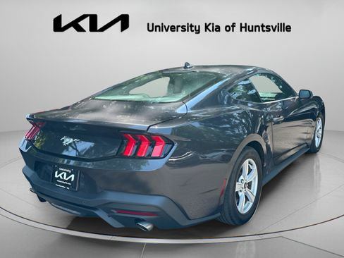 Used 2024 Ford Mustang Coupe RWD image 8