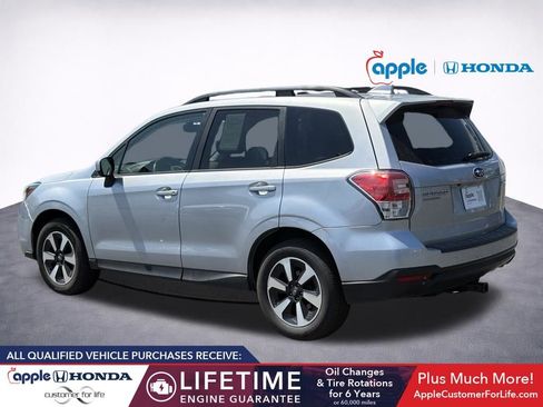 Used 2018 Subaru Forester 2.5i Premium w/ Popular Package #3A AWD/4WD image 4