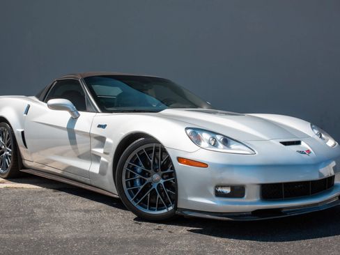 Used 2011 Chevrolet Corvette ZR1 w/ Preferred Equipment Group RWD image 6