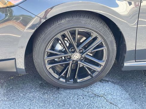 Used 2025 Toyota Camry SE FWD image 29