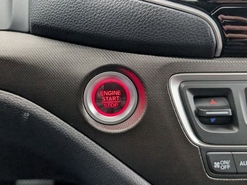 Certified 2025 Honda Ridgeline TrailSport+ image 26