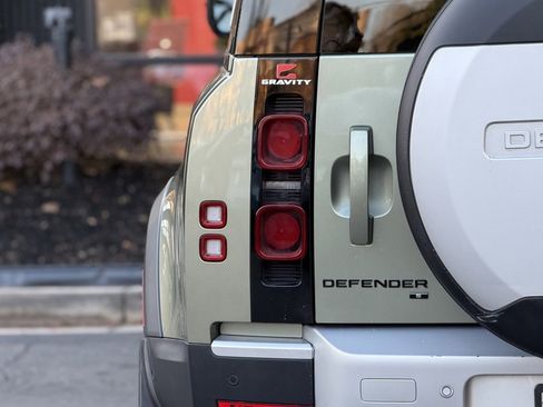 Used 2020 Land Rover Defender 110 S image 15