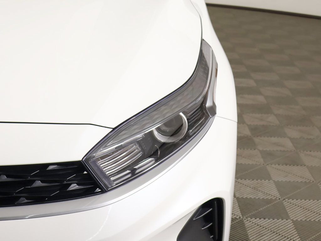 Used 2023 Kia Forte LXS w/ LXS Technology Package FWD image 13