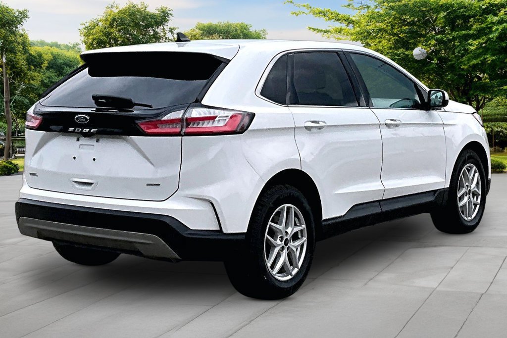 Used 2023 Ford Edge SEL AWD/4WD image 13