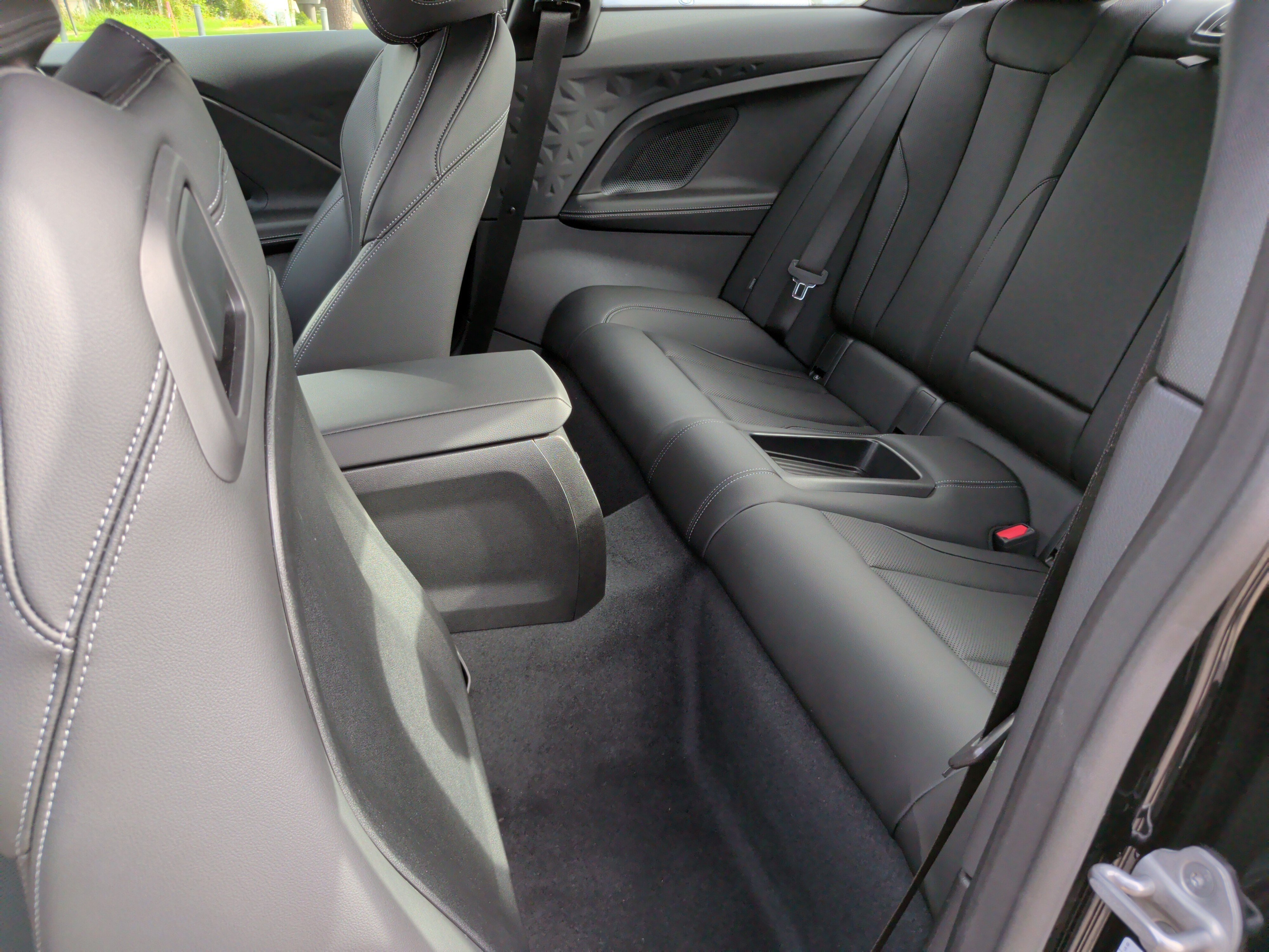 Used 2025 BMW M240i Coupe RWD image 38