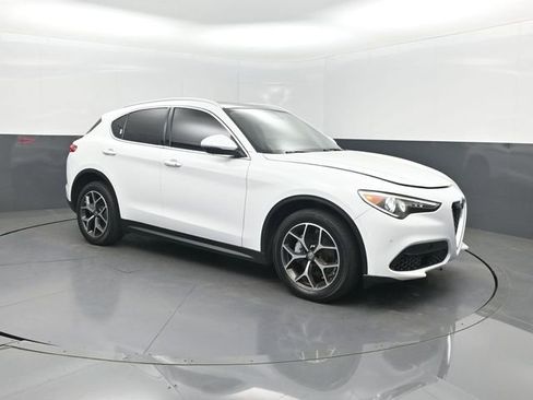Used 2019 Alfa Romeo Stelvio Ti AWD/4WD image 34