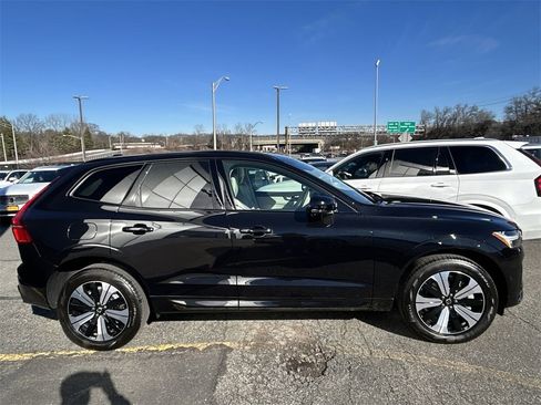 Certified 2025 Volvo XC60 T8 Plus w/ Climate Package image 9