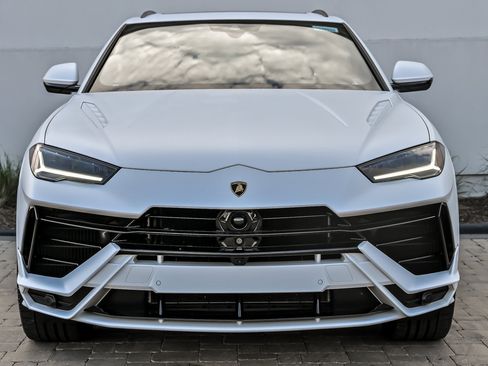 Used 2024 Lamborghini Urus S AWD/4WD image 4