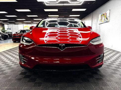 Used 2017 Tesla Model X 75D image 4