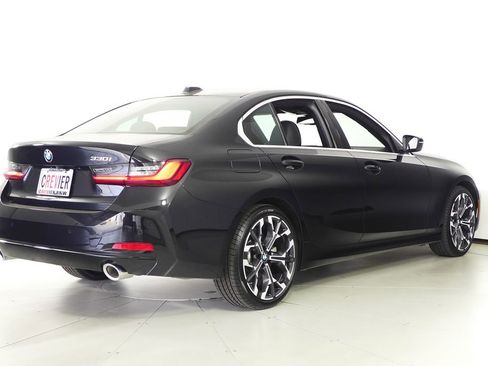 Used 2025 BMW 330i Sedan w/ Premium Package RWD image 7