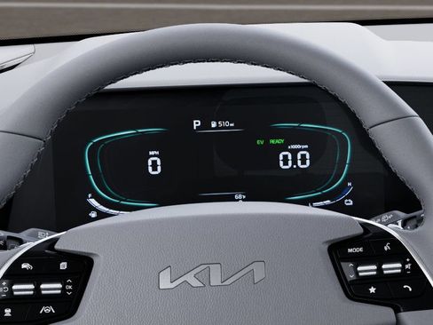 Used 2024 Kia Niro EX Touring FWD image 23