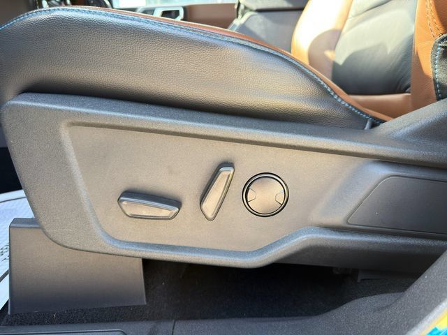Used 2024 Ford Bronco Outer Banks AWD/4WD image 19