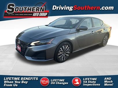 Used 2023 Nissan Altima 2.5 SV