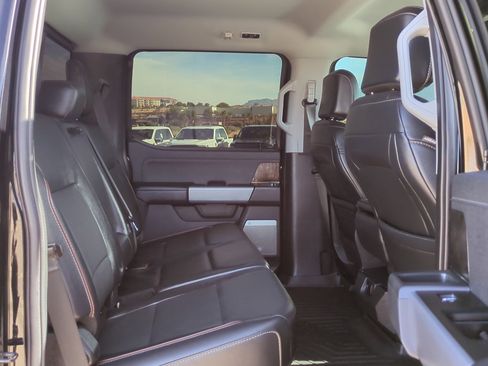 Used 2024 Ford F350 Lariat image 31