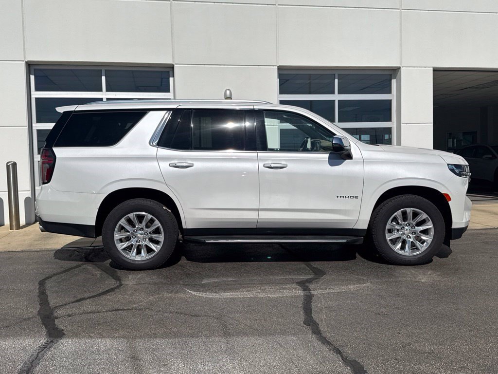 Used 2023 Chevrolet Tahoe Premier AWD/4WD image 3
