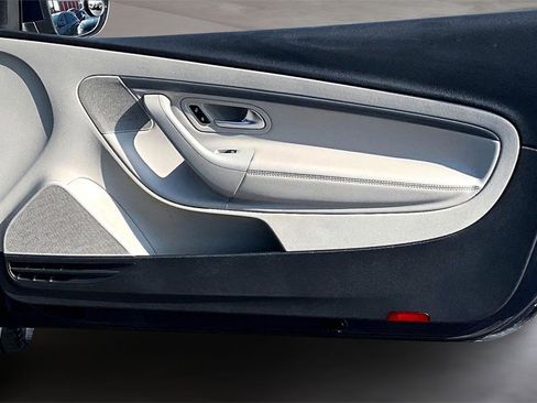 Used 2010 Volkswagen Eos Komfort image 24