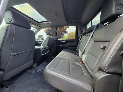 Used 2021 Chevrolet Silverado 3500 LTZ w/ LTZ Premium Package image 16