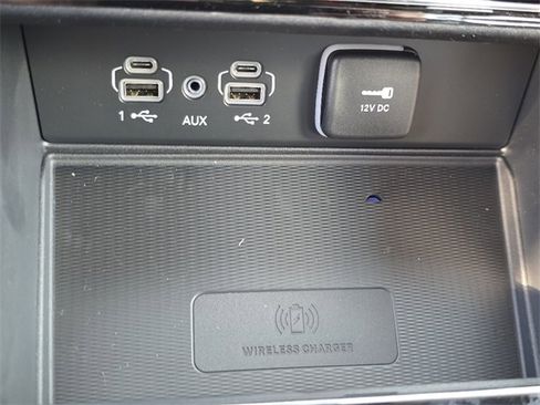 New 2025 Jeep Grand Cherokee Limited w/ Luxury Tech Group II image 12