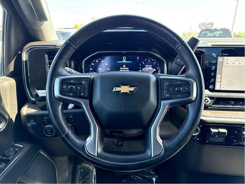 Used 2024 Chevrolet Silverado 2500 LTZ image 22