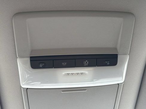 Used 2025 Nissan Pathfinder S FWD image 20