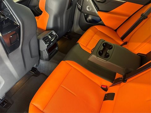 Used 2025 BMW M5 Touring image 10