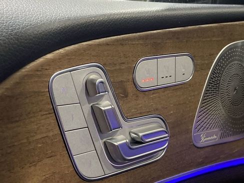 Certified 2022 Mercedes-Benz GLE 350 4MATIC w/ AMG Line Exterior image 10