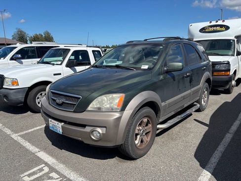 Used 2004 Kia Sorento 4WD image 1