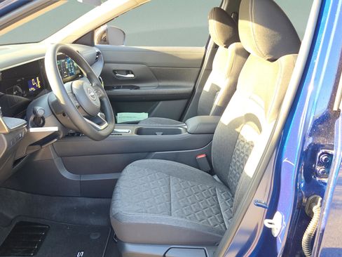 New 2026 Nissan Kicks SV FWD image 10