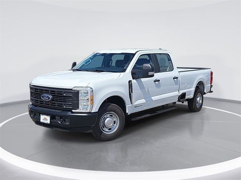 New 2026 Ford F250 XL image 1