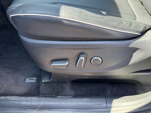 Used 2025 Hyundai Palisade SEL FWD image 23
