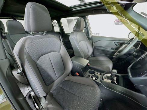 Used 2025 Subaru Forester Premium image 27