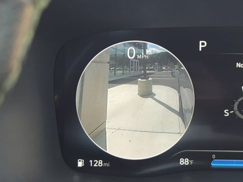 Used 2021 Hyundai Santa Fe Calligraphy AWD/4WD image 32