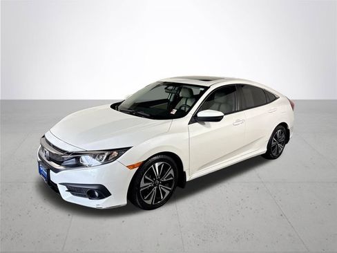 Certified 2017 Honda Civic EX-T image 2