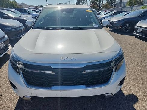 Certified 2024 Kia Seltos S FWD image 2