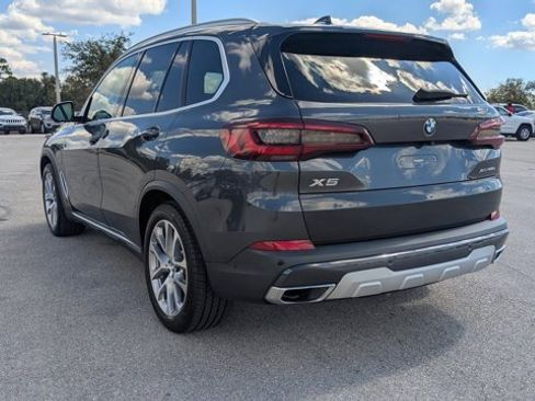 Used 2021 BMW X5 xDrive45e w/ Parking Assistance Package image 7