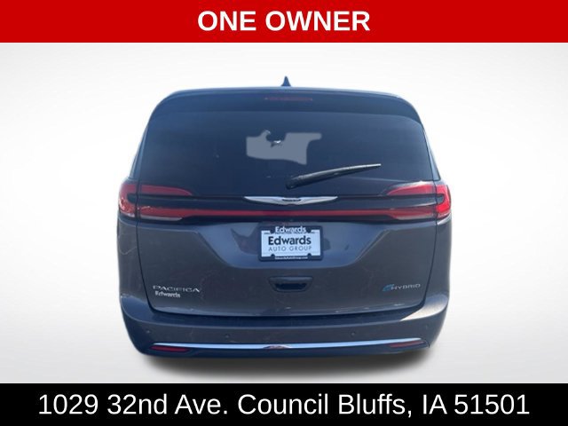 Used 2023 Chrysler Pacifica Limited FWD image 6