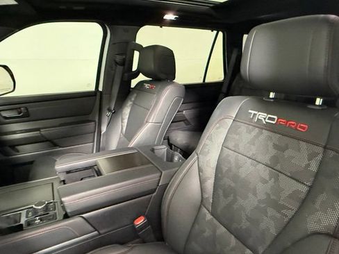 Used 2025 Toyota Sequoia TRD Pro AWD/4WD image 36