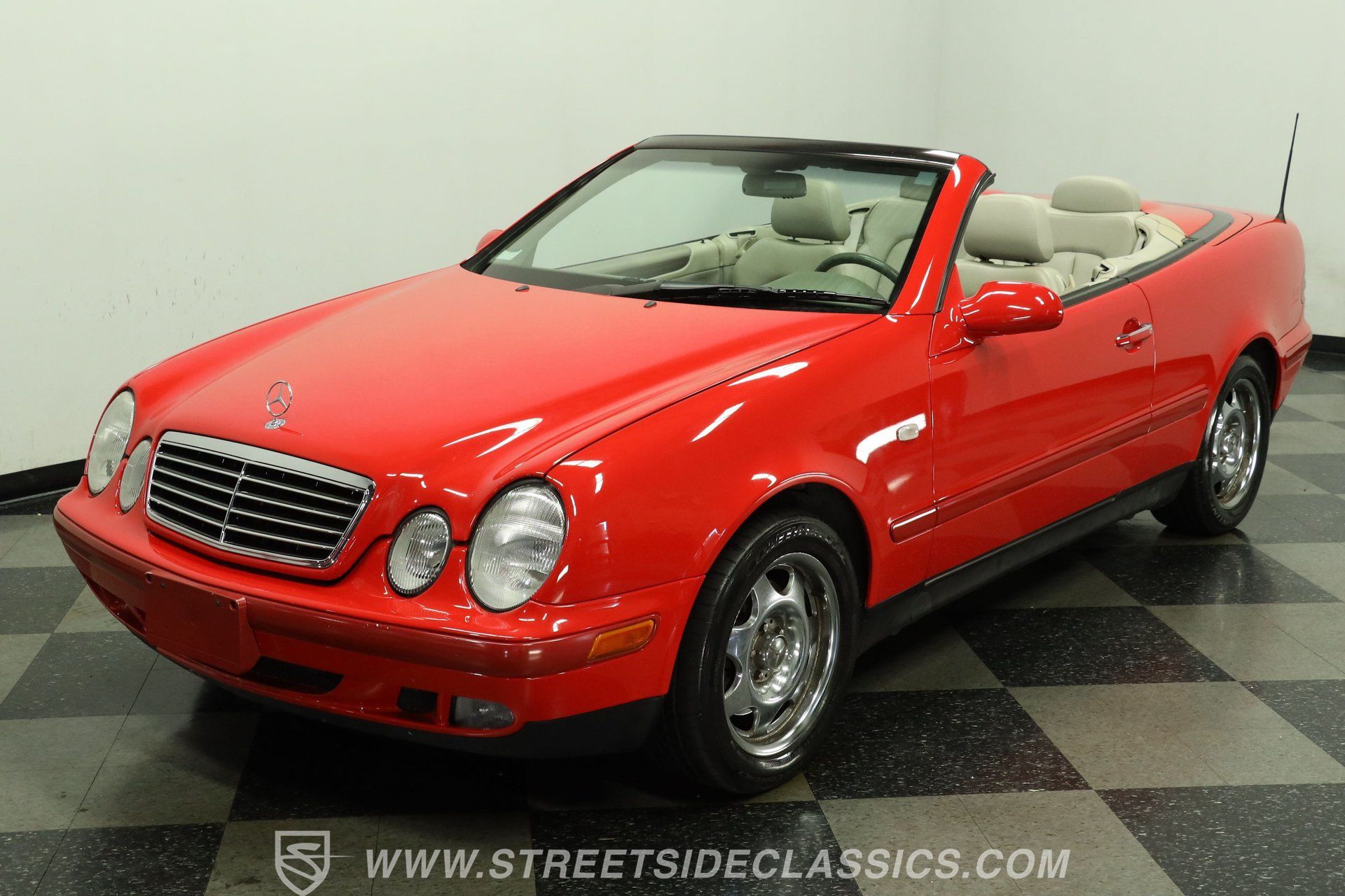Used 1999 Mercedes-Benz CLK 320 Cabriolet image 18