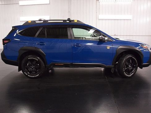 Used 2024 Subaru Outback Wilderness image 8