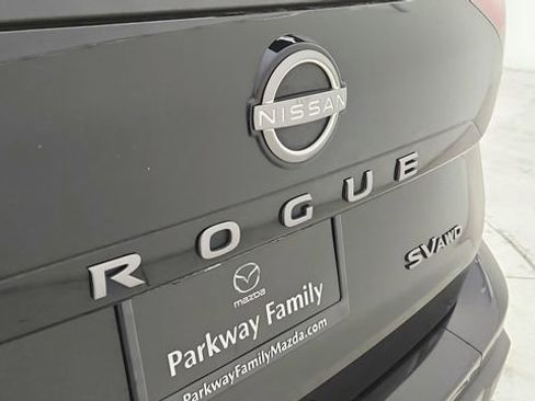 Used 2024 Nissan Rogue SV AWD/4WD image 13