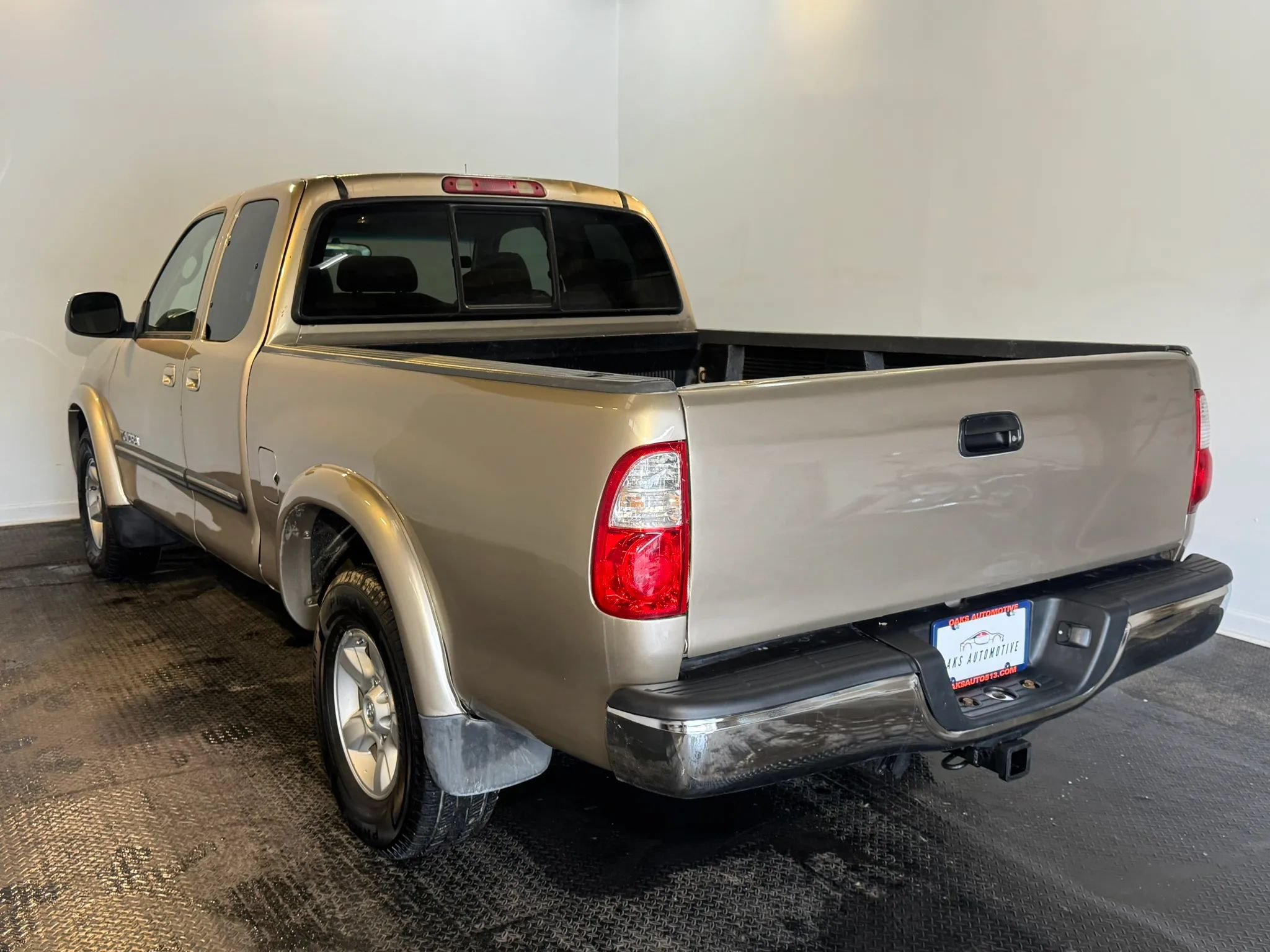 Used 2006 Toyota Tundra SR5 w/ TRD Off-Road Pkg AWD/4WD image 4