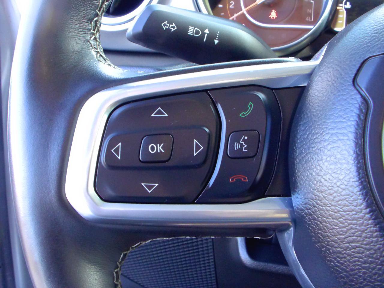 Used 2023 Jeep Wrangler Unlimited Sahara w/ Cold Weather Group AWD/4WD image 15