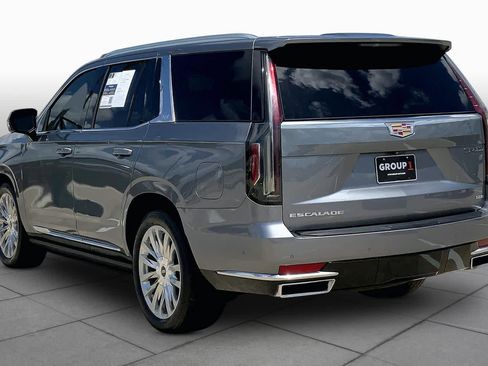 Used 2022 Cadillac Escalade Premium Luxury w/ Performance Package AWD/4WD image 12