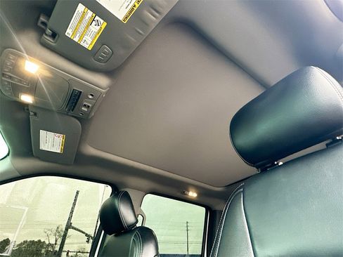 Used 2021 Ford F250 Lariat w/ Lariat Ultimate Package image 11