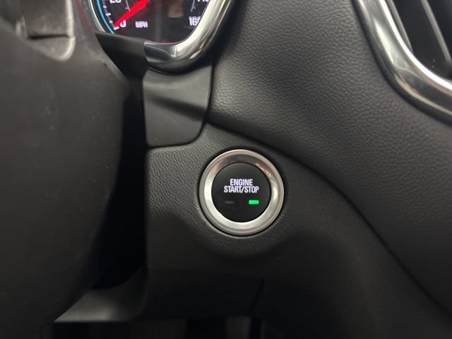 Used 2024 Chevrolet Equinox LT w/ LPO, Floor Liner Package FWD image 14