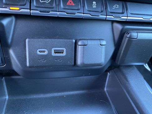 Used 2020 Chevrolet Silverado 1500 RST w/ All-Star Edition image 15