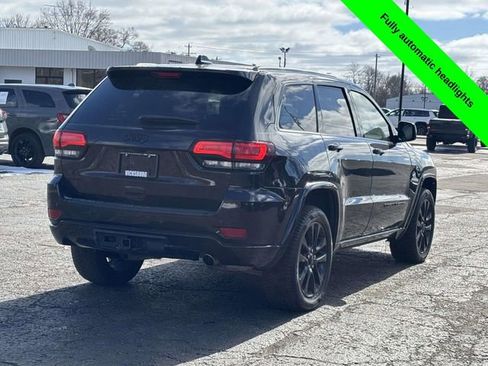 Used 2022 Jeep Grand Cherokee Laredo X image 35