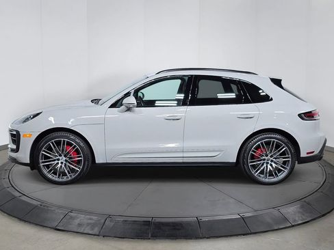 Certified 2025 Porsche Macan S AWD/4WD image 2