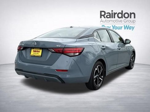 Used 2024 Nissan Sentra SV FWD image 7