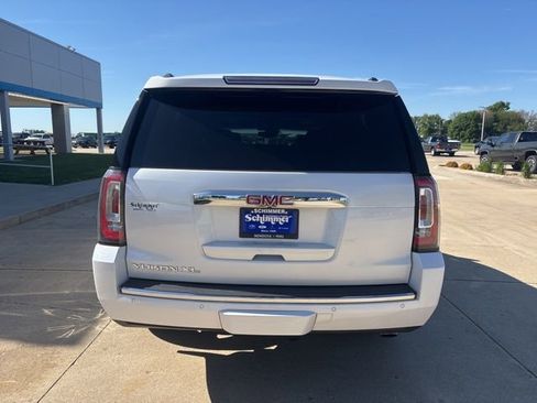 Used 2019 GMC Yukon XL Denali w/ Denali Ultimate Package AWD/4WD image 7